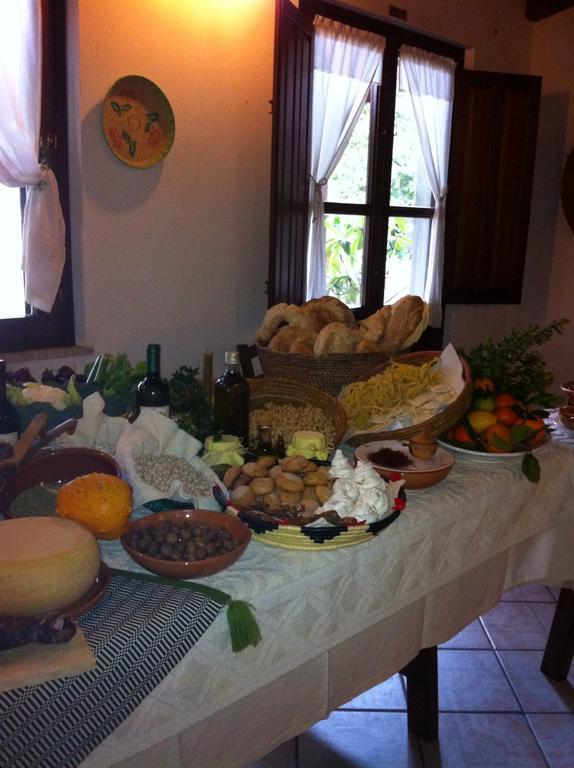 Agriturismo Satanca Villa Арбус Екстериор снимка