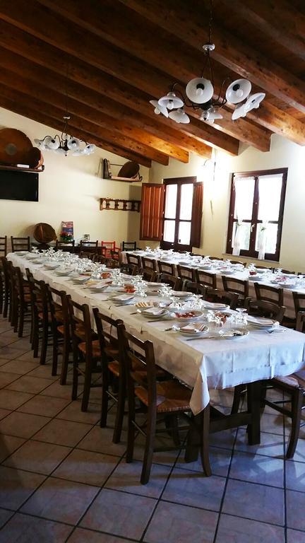 Agriturismo Satanca Villa Арбус Екстериор снимка